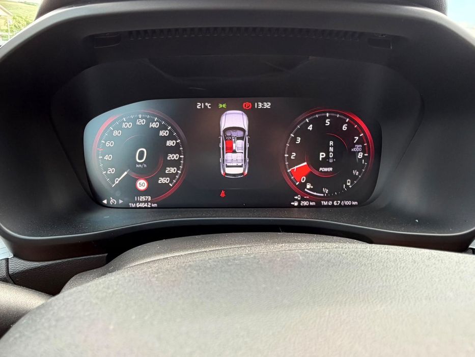 VOLVO XC40 2023 — imagine 5