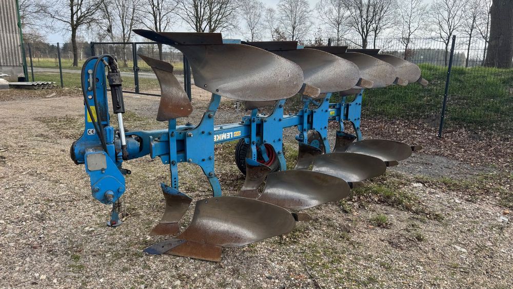 Lemken Europal 5 Claas Arion, Case Puma, John Deere tortadi