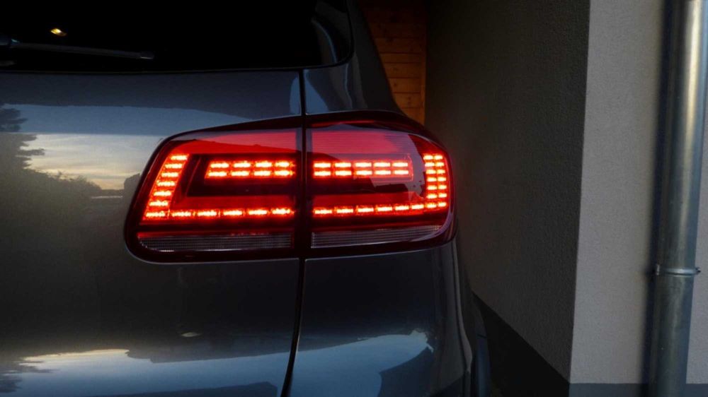 Mufe adaptoare pentru stopuri LED OEM VW Tiguan 1 5N FaceLift