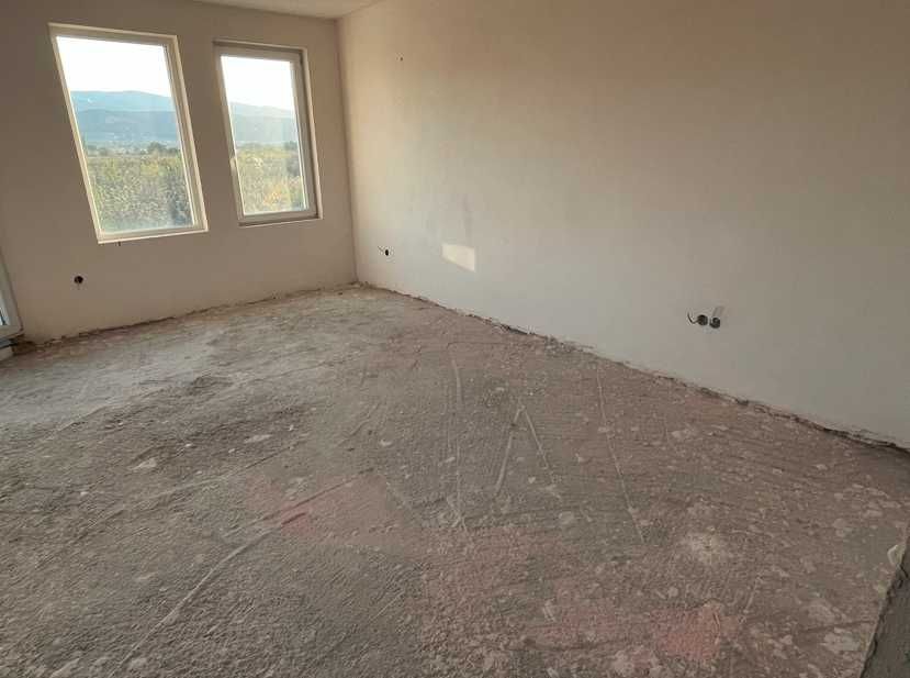 Продава се Къща в Пловдив, Коматево - 730 кв.м за 600 €/кв.м - Снимка #3