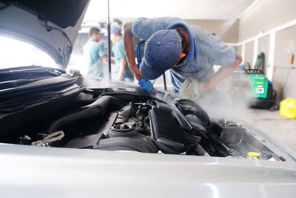 Мойка двигателя и уборка салона паром Инновация