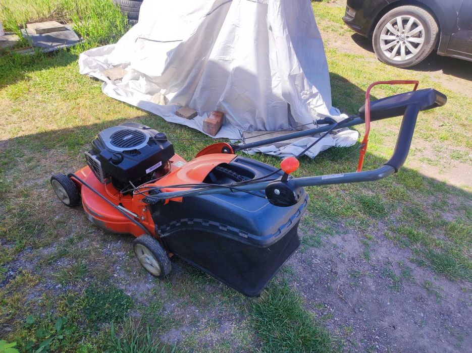 Бензинова самоходна косачка Husqvarna R150SV BriggsStratton 700series с кош, 150cc, 4кс, 4t, 50см, 37кг