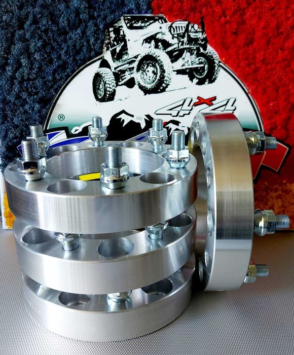 Flanse distantiere MITSUBISHI,TOYOTA 6X139.7 M12X1.5 30MM
