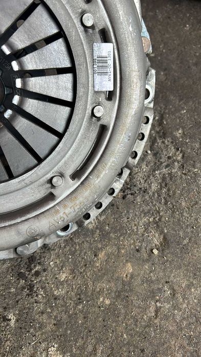 Kit ambreiaj FORD  C-MAX (DM2) 1.6 TDCi 2014 T1DB