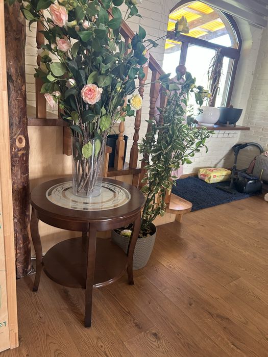 Кофейный столик для гостинной