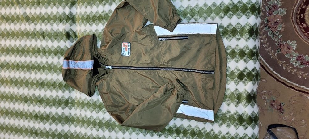 Продам детские вещи