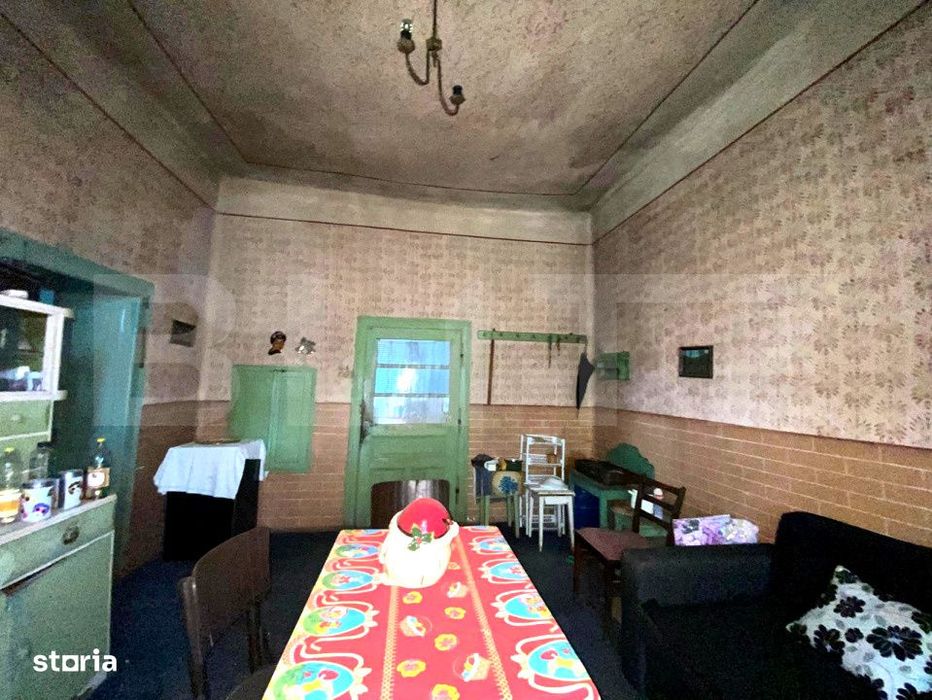 Casa cu caracter istoric an 1922 teren 2993mp Dragsina