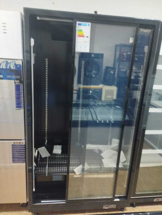 Холодильный шкаф-купе двухдверный 690л