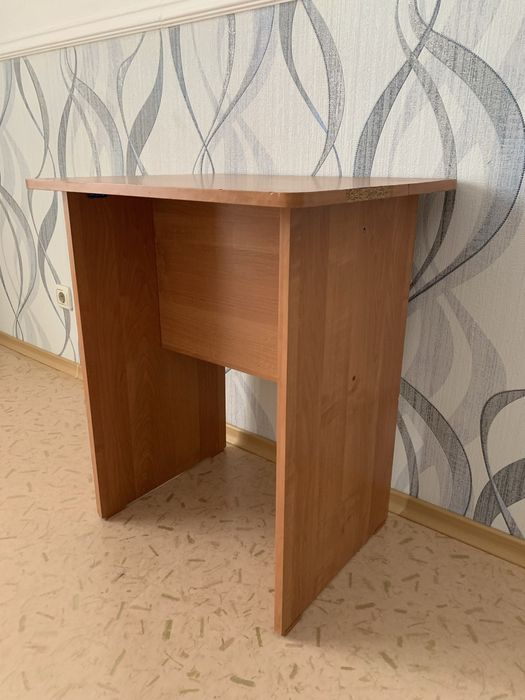 Cтол размер 80х65