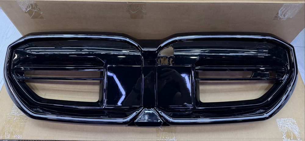 Bmw i5 G68 oblisovka