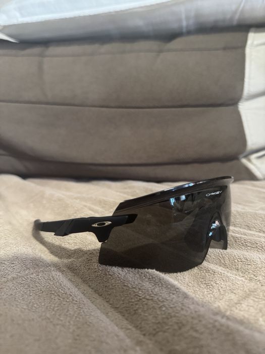 Спортни очила Oakley Encoder