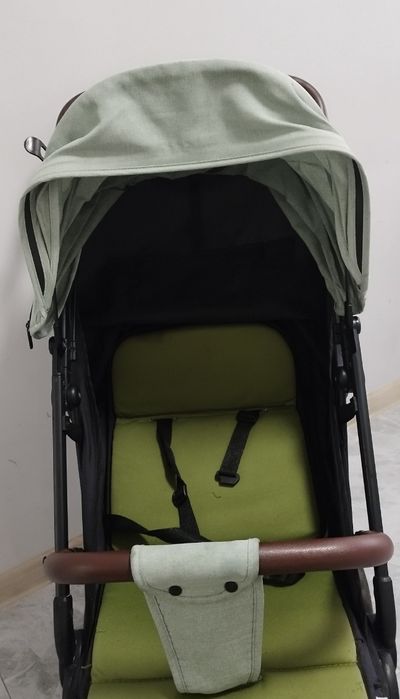 Детская коляска - проста в использовании