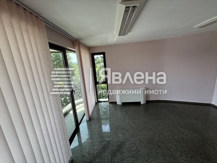 Дава се под наем Офис в София, Кръстова вада - 130 кв.м за 1560 € - Снимка #3