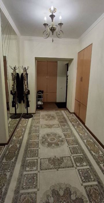 Ц-1  3-х комнатная квартира 67м2 ор-р street  77