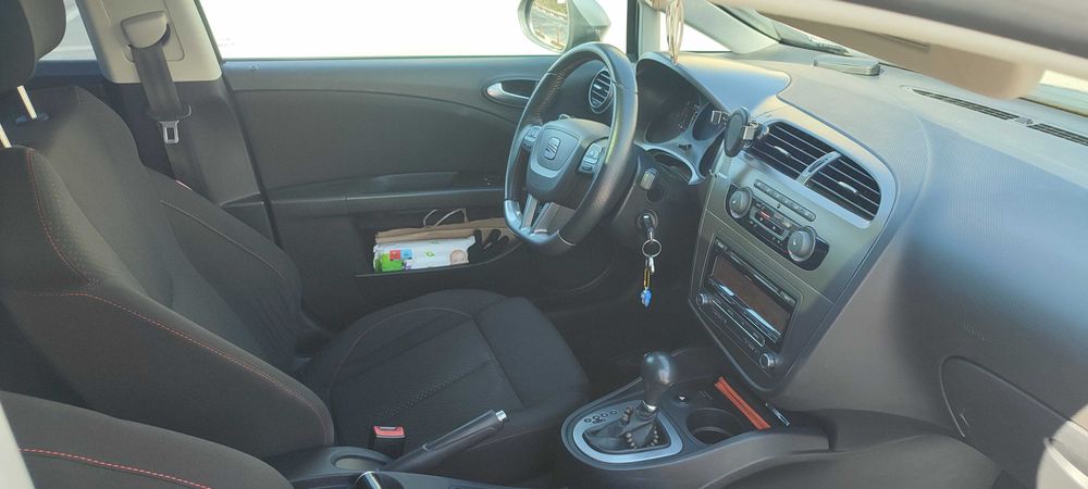 Seat Leon FR 2.0 TSI 211 CP DSG – 2011 – Full option – Întreținut