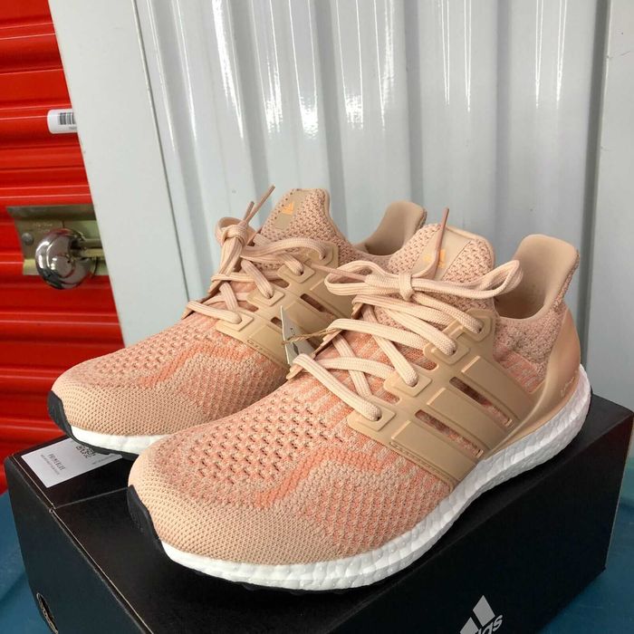 Оригинални маратонки * ADIDAS ULTRABOOST DNA 5.0 * EU42