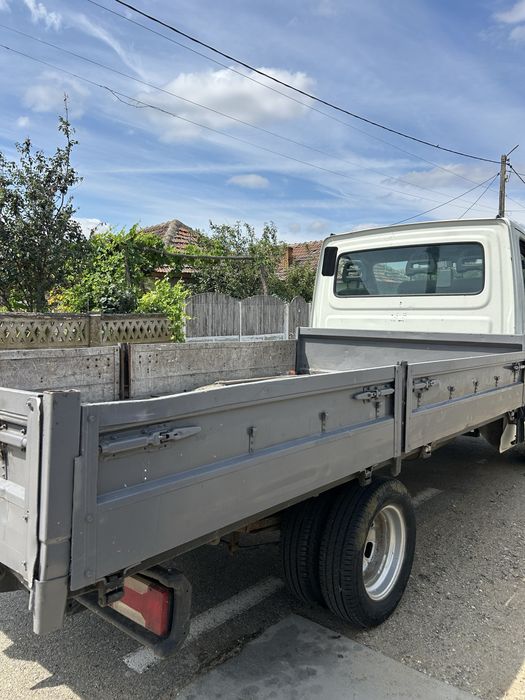 Vând camionetă iveco daily,fara niciun defect,meerge impecabil