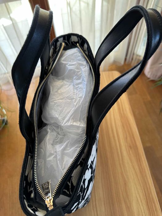 Продавам дамска чанта Furla Alissa Tote Bag