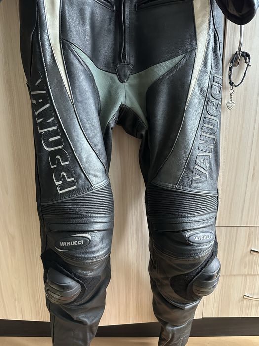 Кожен екип Vanucci