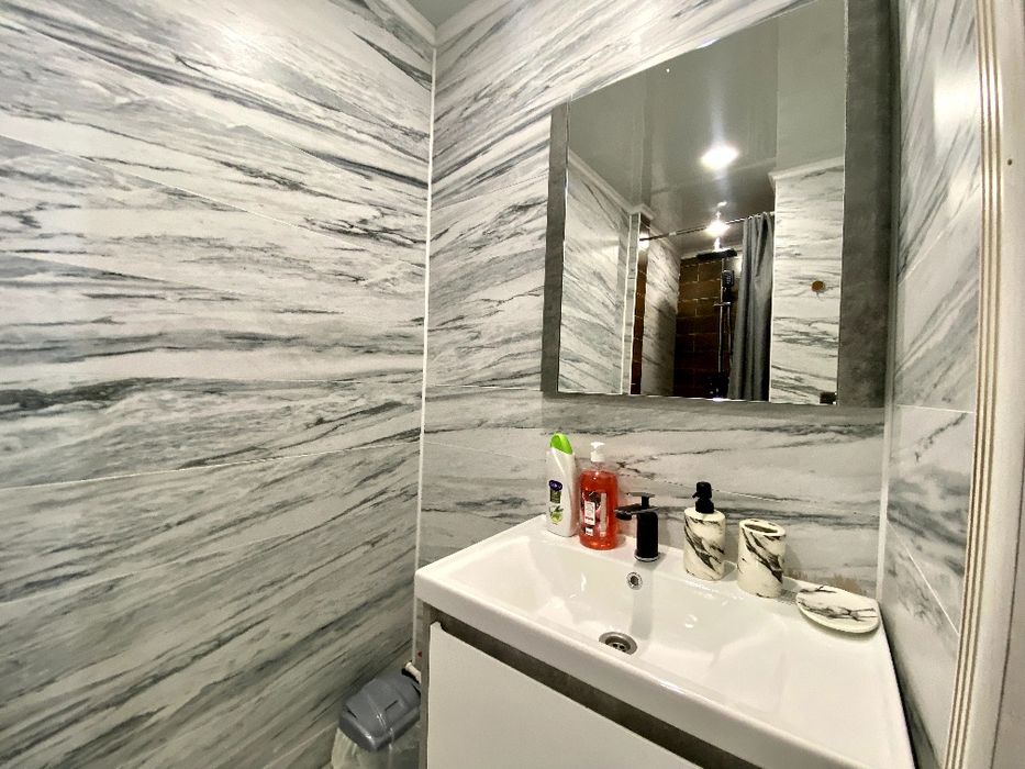 Люкс. Район Ломова - 1Мая