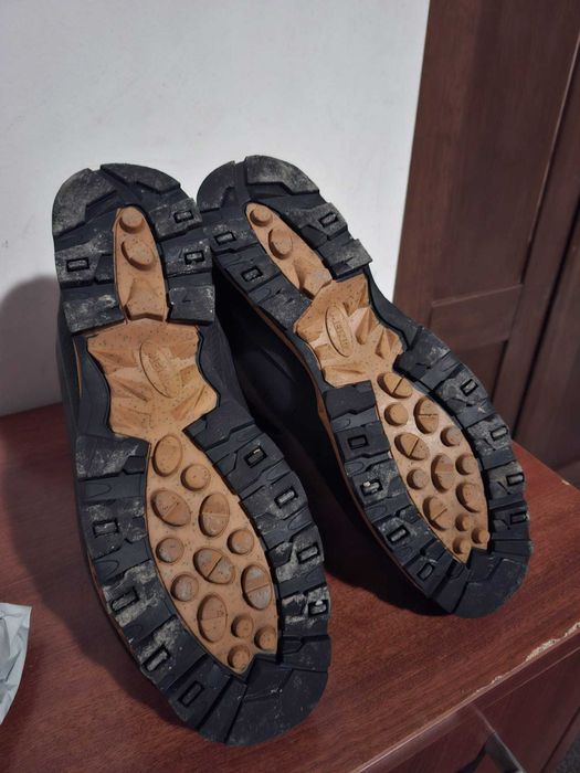 Bocanci vanatoare MEINDL Island MFS Active Rock 46