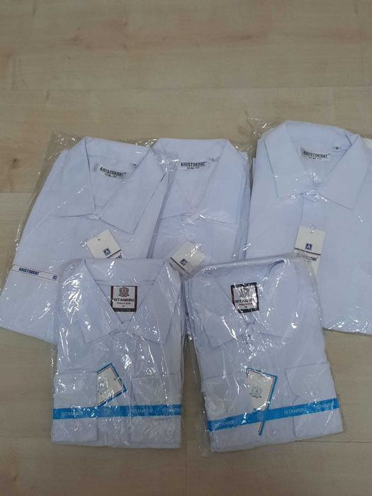Продам школьные брюки, рубашки, подштаники