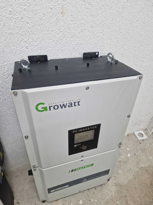 Growatt 33000TL3-S трифазни соларни инвертори по 33 кВт - 2 броя