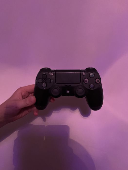 Джостик пс4 новый срочно продается