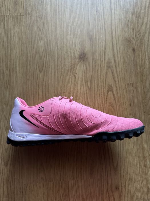 Футболни стоножки Nike