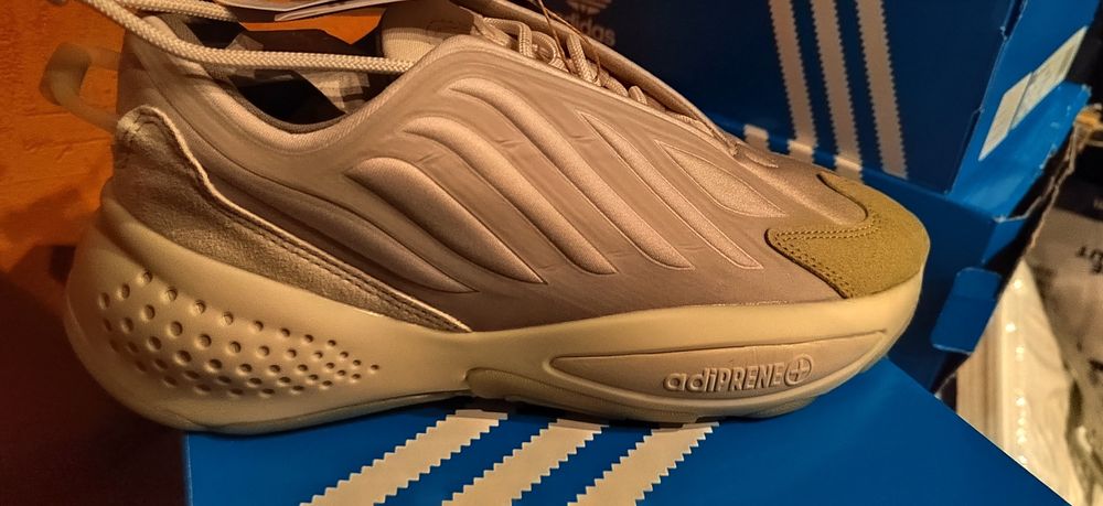 Маратонки adidas 2 броя