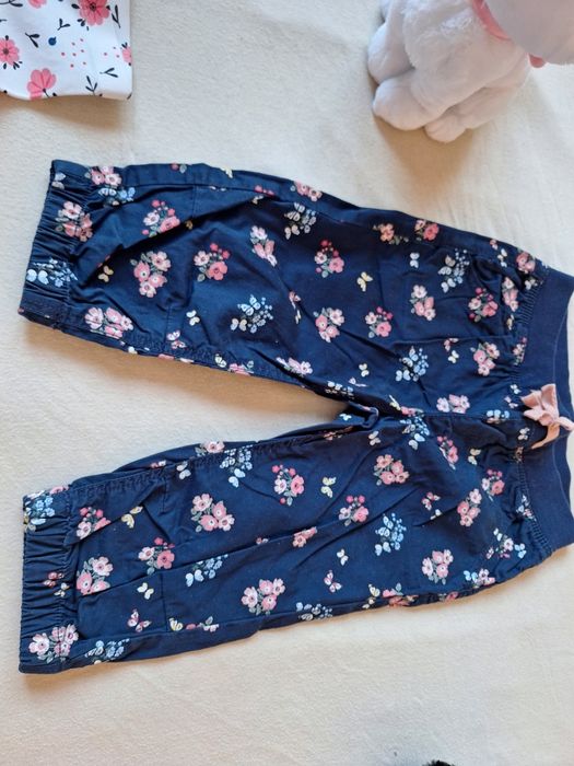 Нови дрешки за момиченце 3-4 годинии