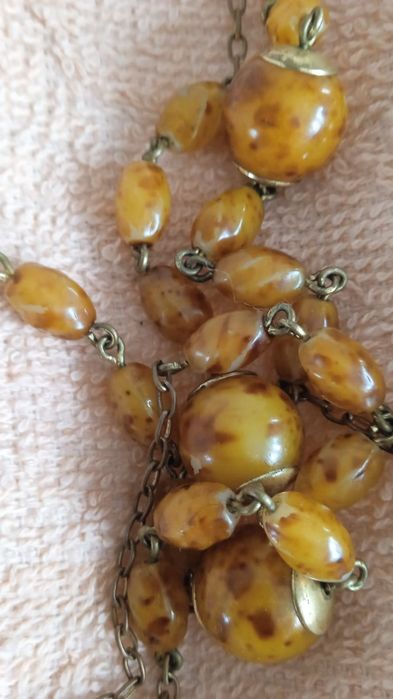 Бусы винтажные продам