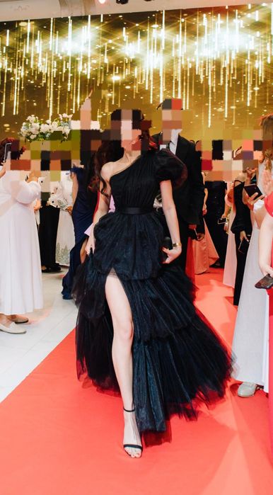 Продам шикарное платье!