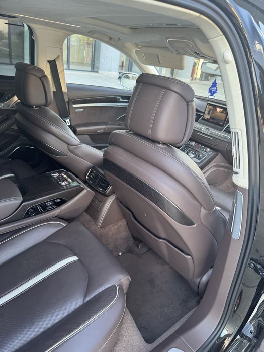 AUDI S8 , BANG OLUFSEN NV Ventilatie, Design selection, masaj, distronic