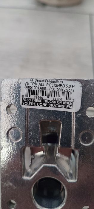 Axe Pentru Skateboard