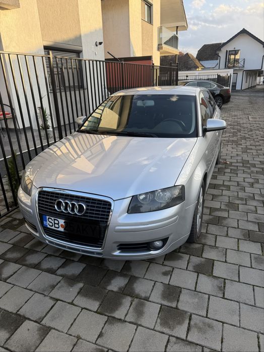 Audi A3 Sportback (8PA) 1.9 TDI (105 CP)