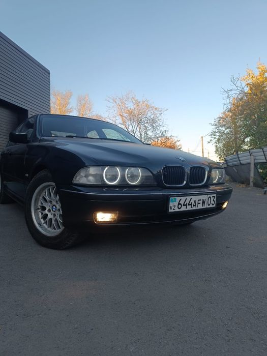 Продам bmw 528 автоматРАСРОЧКИ НЕТ!!!