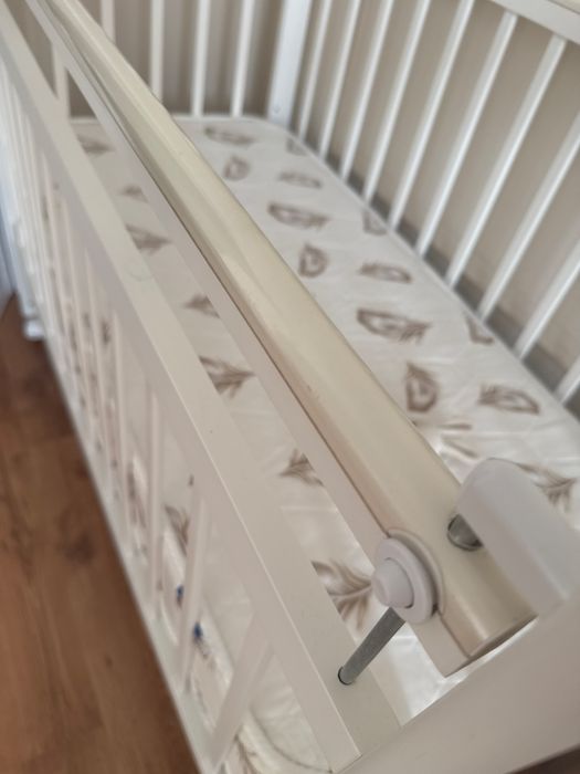 Продам детскую кроватку манеж