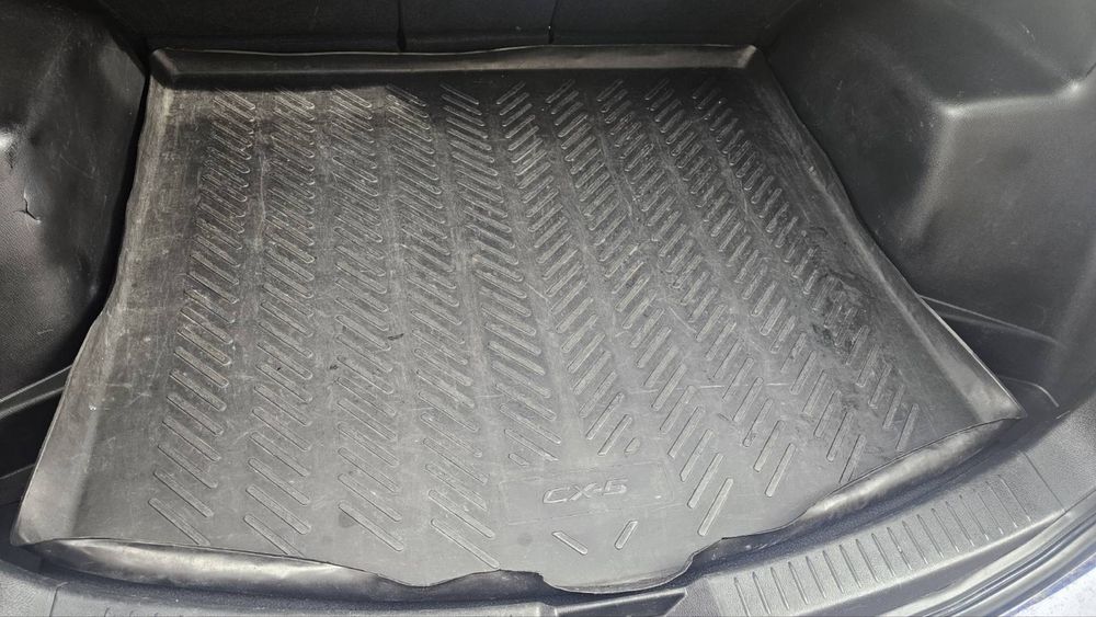 Стелка за багажник Mazda CX-5