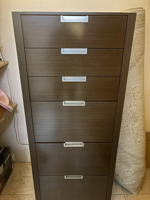 Продается разная мебель