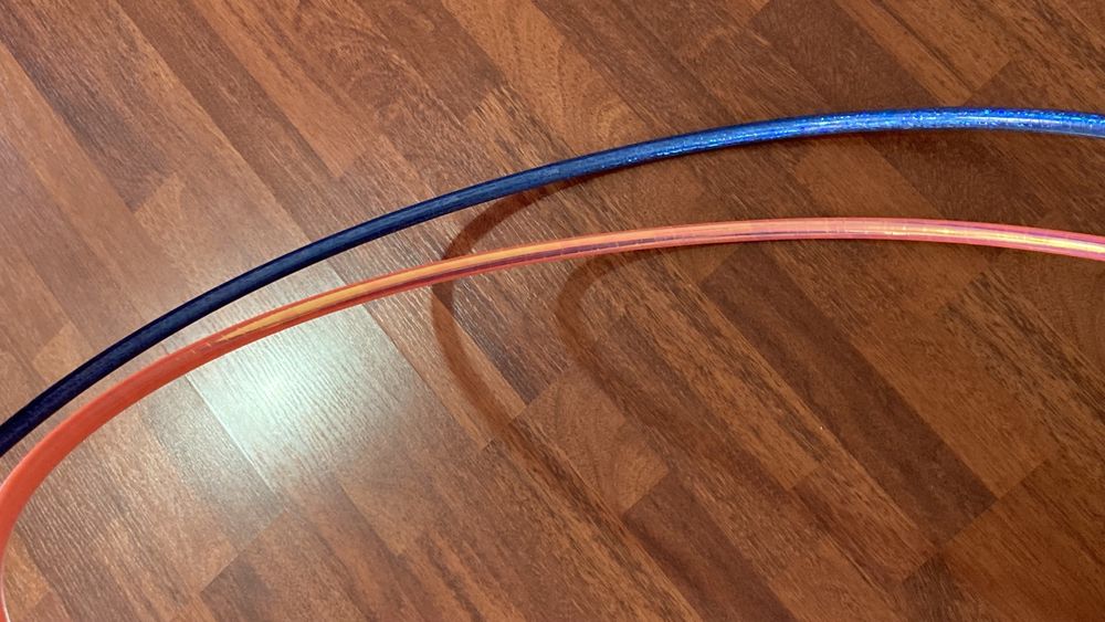 обручи гимнастические