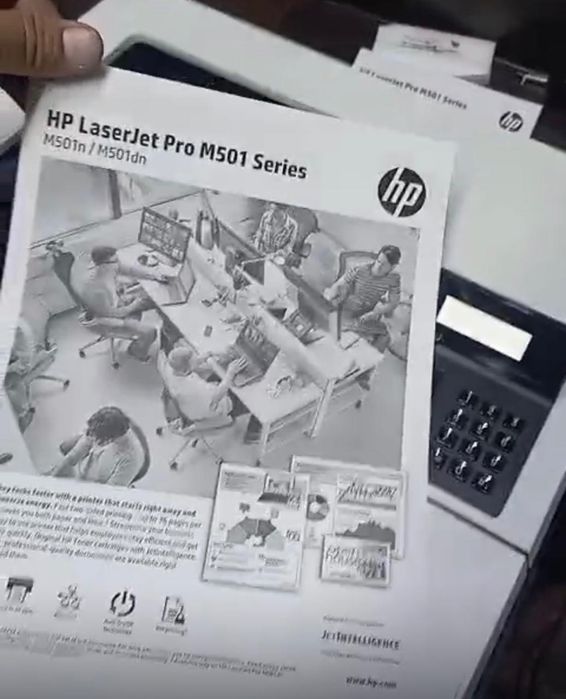Срочно Продам принтер Hp Laserjet pro m 501