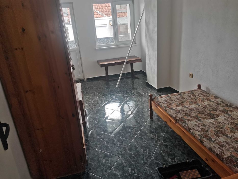 Дава се под наем Тристаен апартамент в Бургас, Възраждане - 88 кв.м за 250 € - Снимка #4