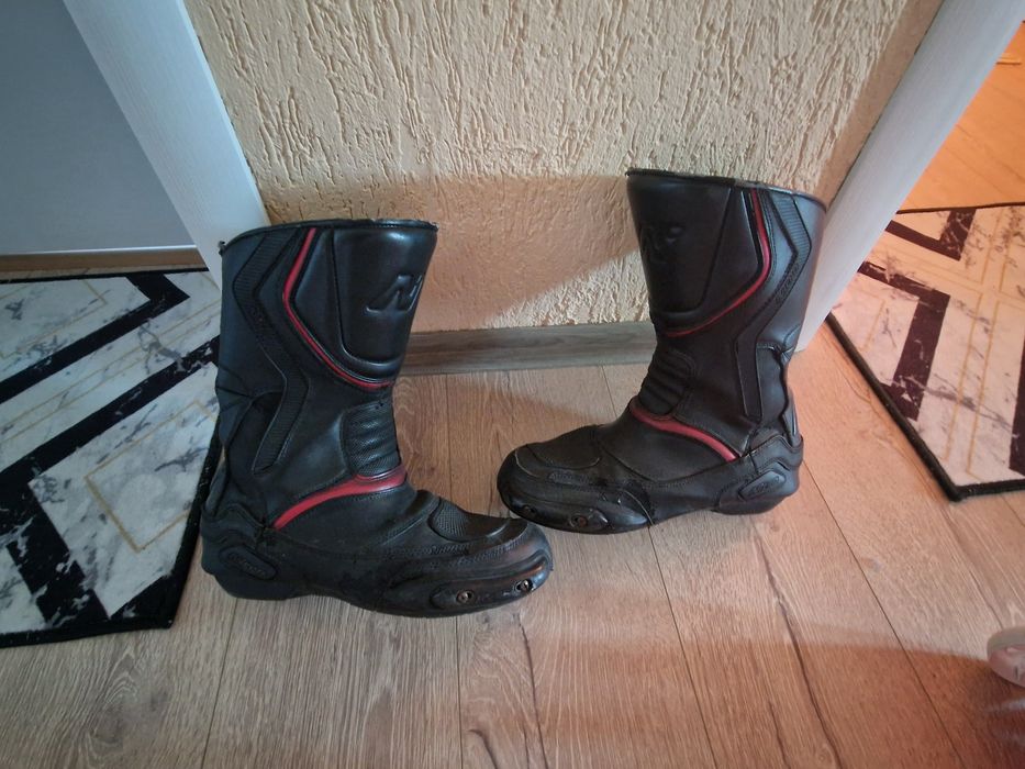 Мото Екип на 2 части + ботуши