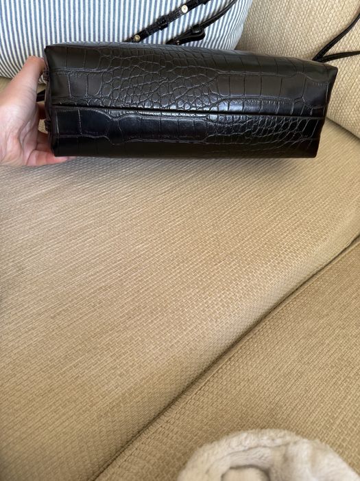 ЗАПАЗЕНА!Чанта Zara,изкуствена кожа