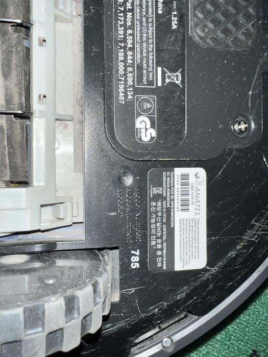 Robot de aspirare inteligent iRobot Roomba 785 Navigare iAdapt HEPA