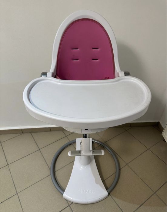 Scaun bebe pentru servit masa