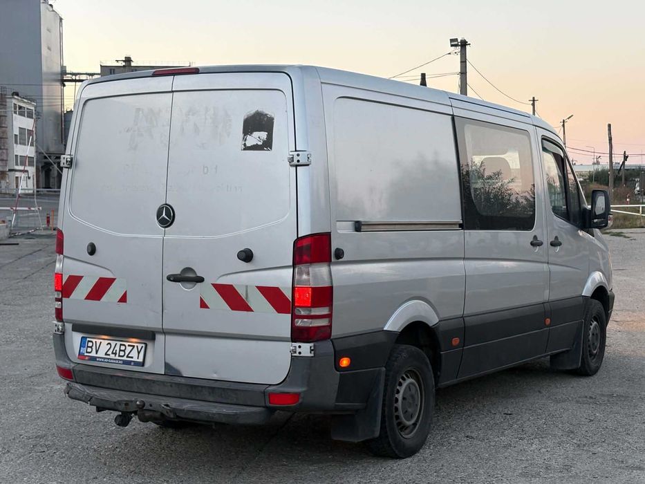 Mercedes Sprinter ~ 2011 ~ 2.2CDI 163 CP ~ Inmatriculat ~ 6 Locuri ~ Acte la zi ~ KM Reali ~