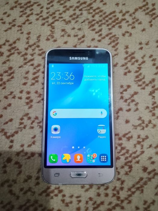Samsung j1 (2016)