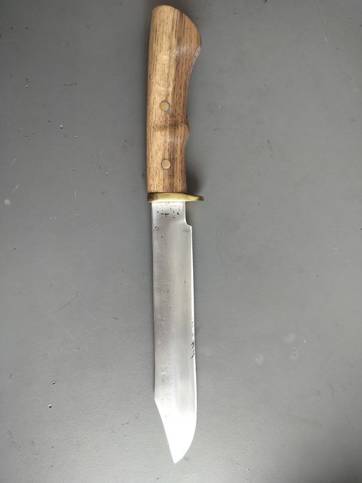 Cuțit Bowie forjat manual